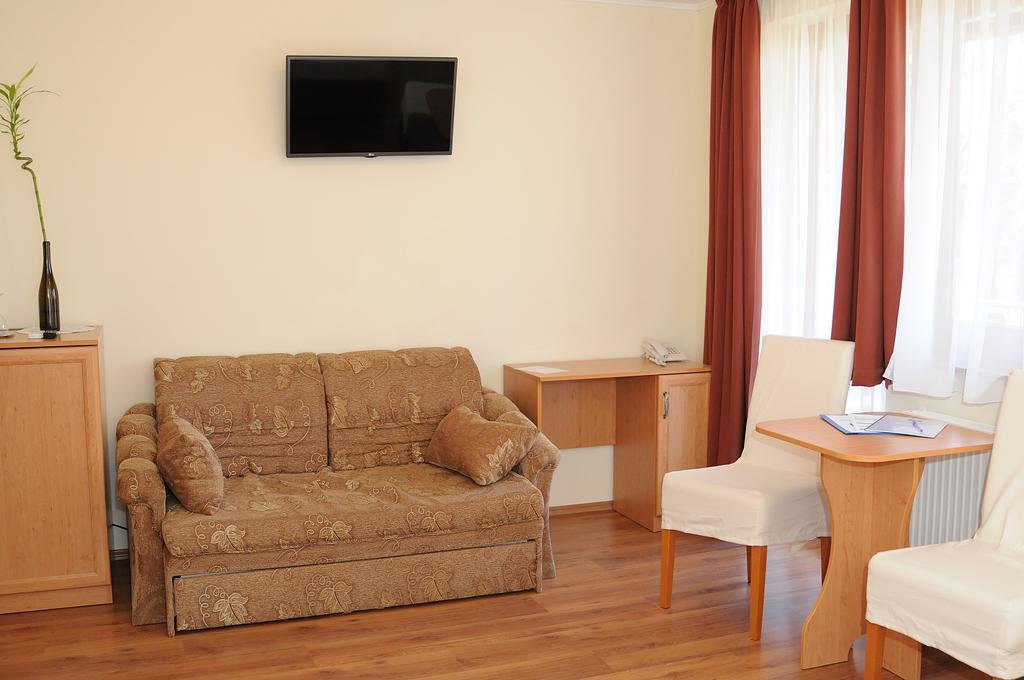 Halaszkert Badacsony Hotel