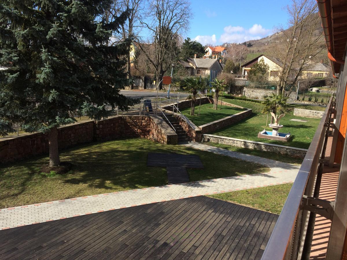 Halaszkert Badacsony 2*
